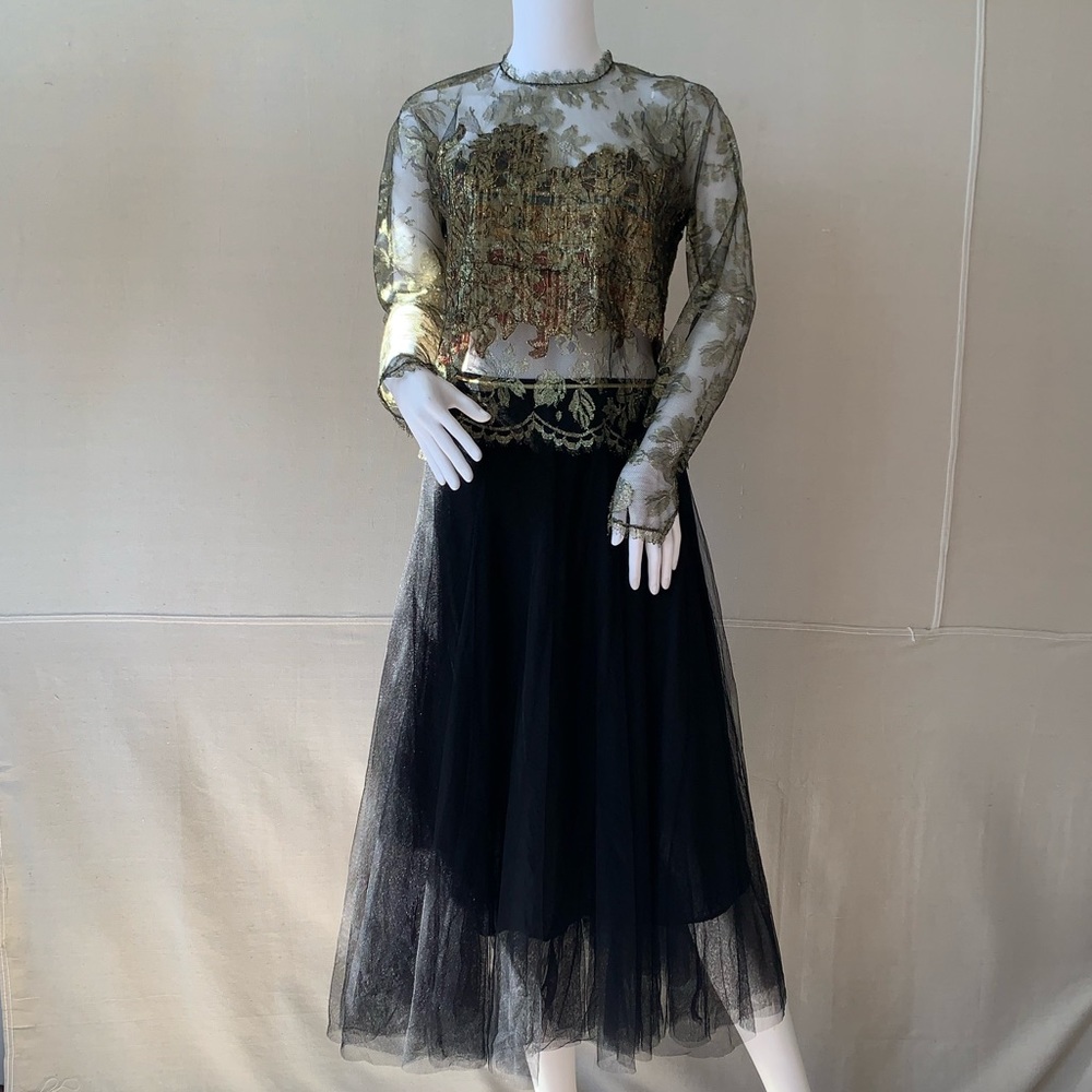 Oscar de la Renta vintage metallic lace top - Picture 3 of 16